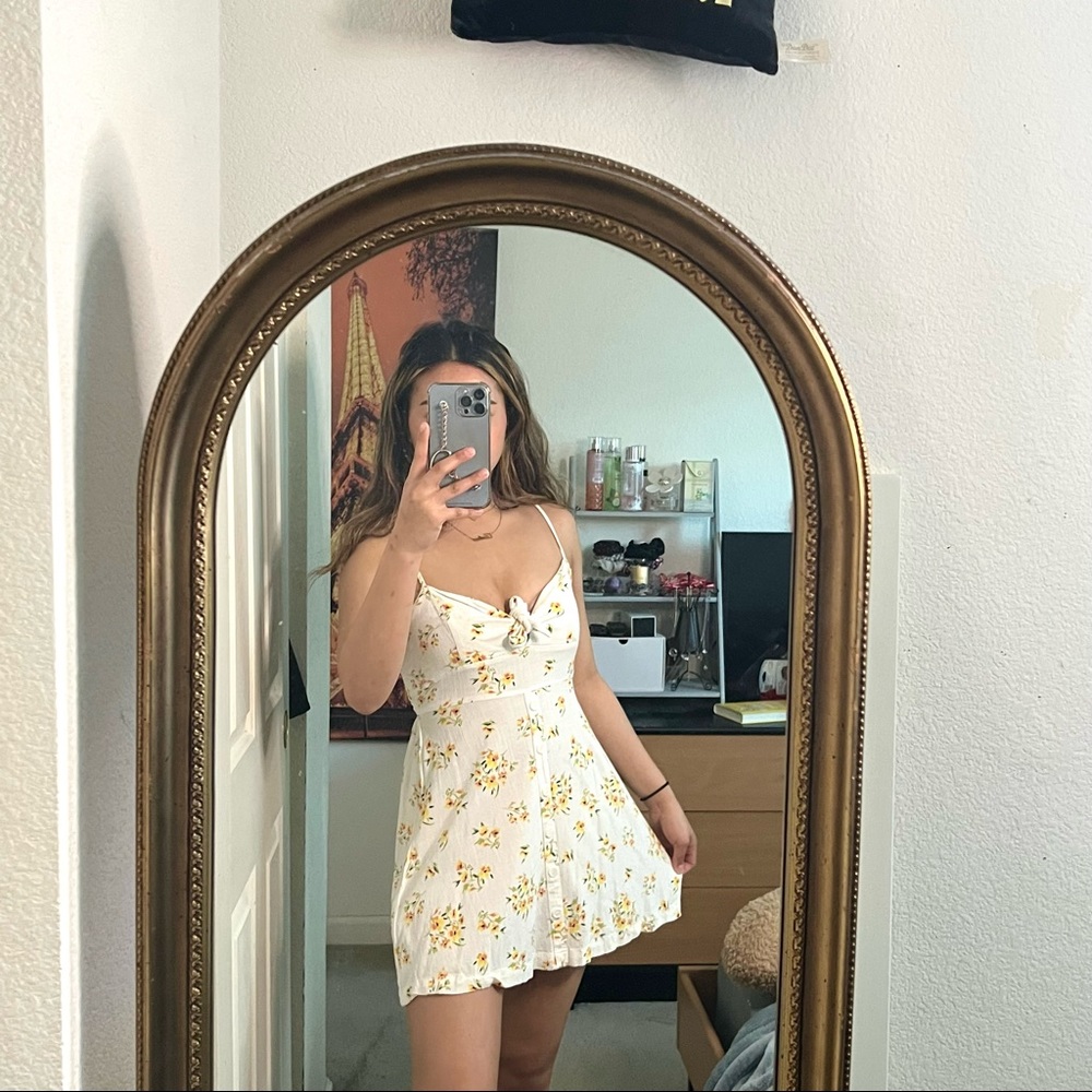 Forever 21 White Floral Dress